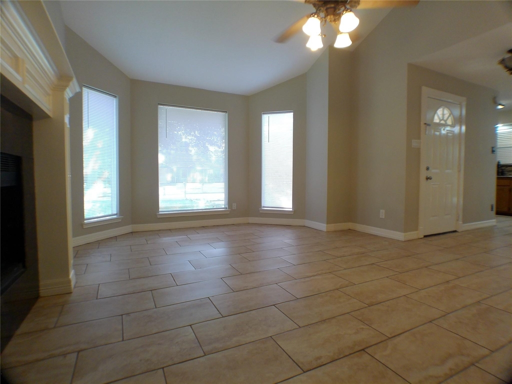 4422 Haiti Lane - Photo 5
