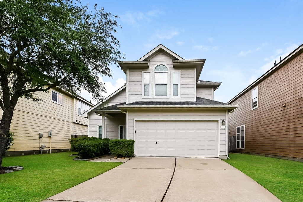 12923 Palm Leaf Court - Photo 0