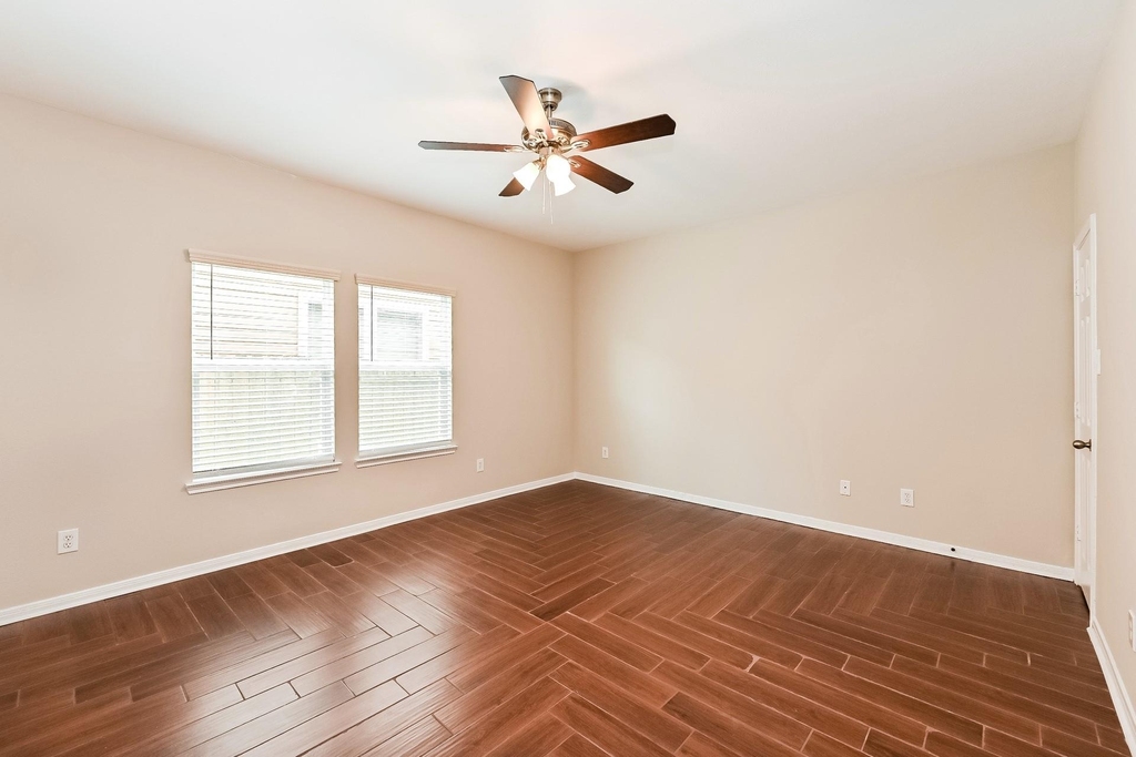 12923 Palm Leaf Court - Photo 7