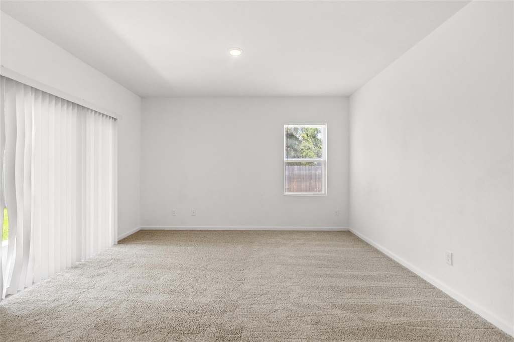 3602 Admiralty Drive - Photo 5