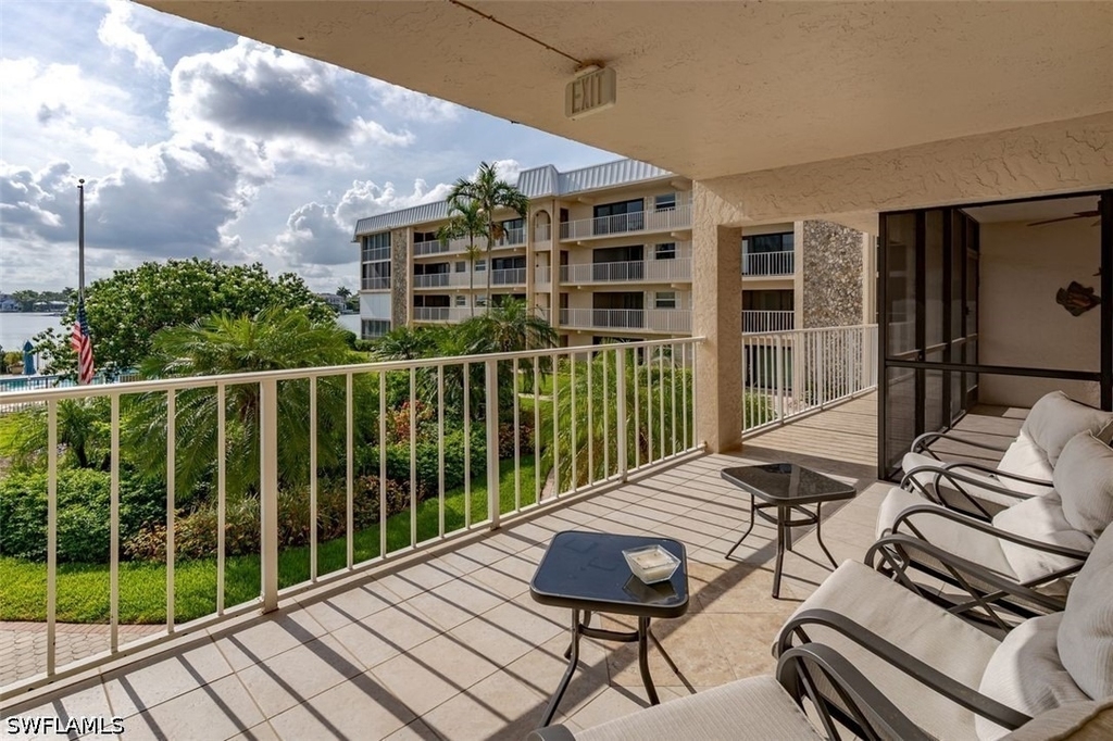 3450 Gulf Shore Boulevard N - Photo 29