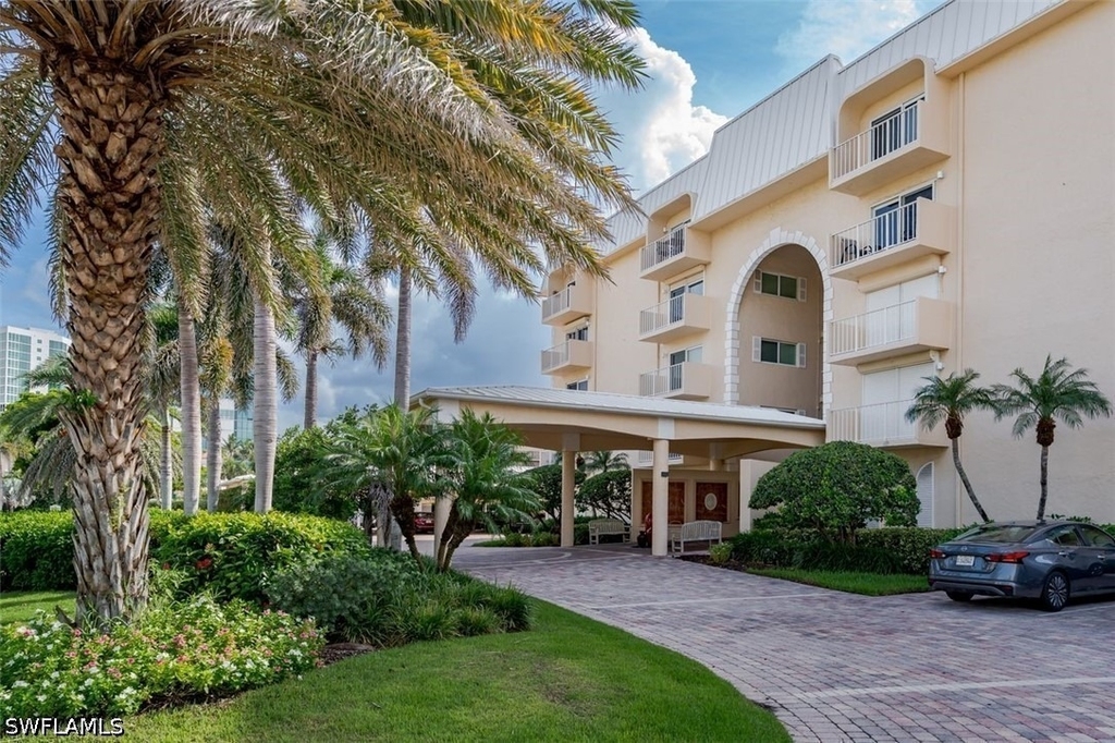 3450 Gulf Shore Boulevard N - Photo 35