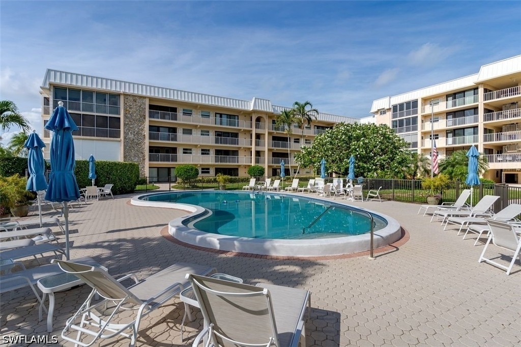 3450 Gulf Shore Boulevard N - Photo 26