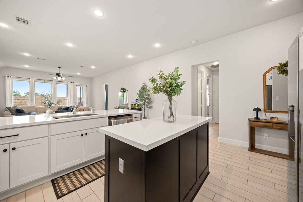 8711 Harbor Pines Drive - Photo 17