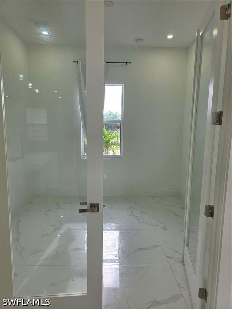 331 Nelson Road N - Photo 3