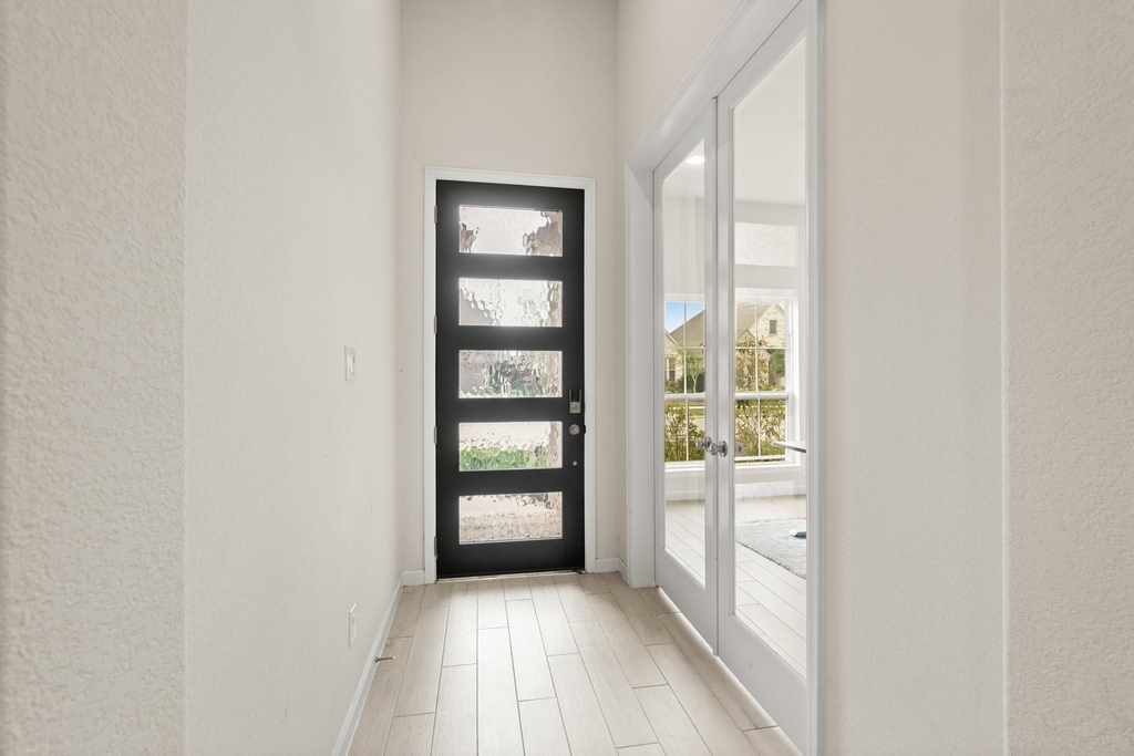 142 Amaranth Way - Photo 3