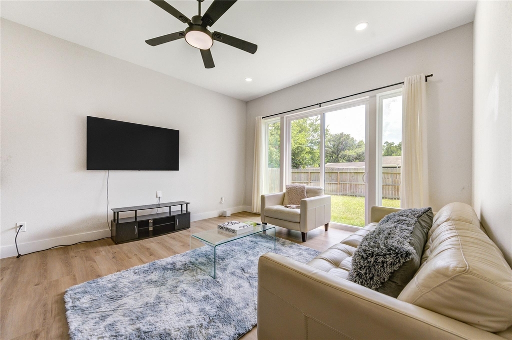 6835 Weston Street - Photo 9
