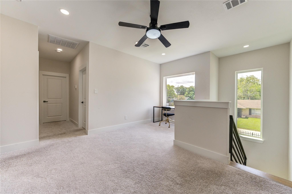 6835 Weston Street - Photo 30