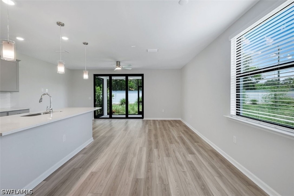 27907 Radiant Court - Photo 8