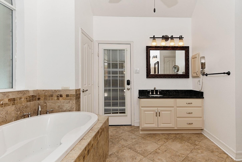 27 Bluff Creek Place - Photo 14