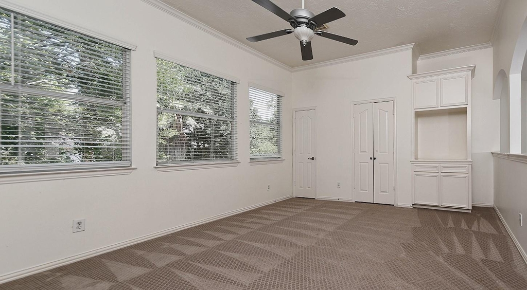 27 Bluff Creek Place - Photo 16