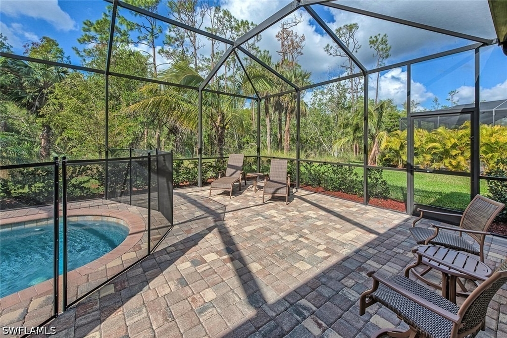 9387 Vercelli Court - Photo 15