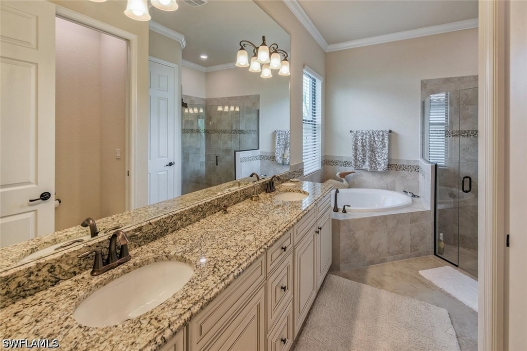9387 Vercelli Court - Photo 10
