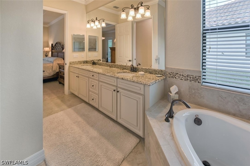 9387 Vercelli Court - Photo 11