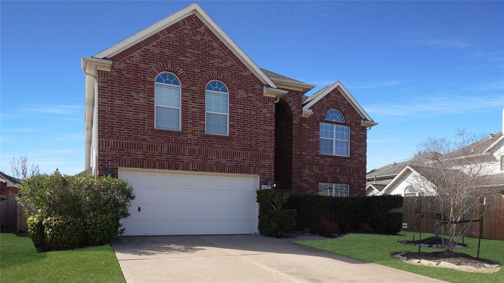 2202 Drake Falls Drive - Photo 0