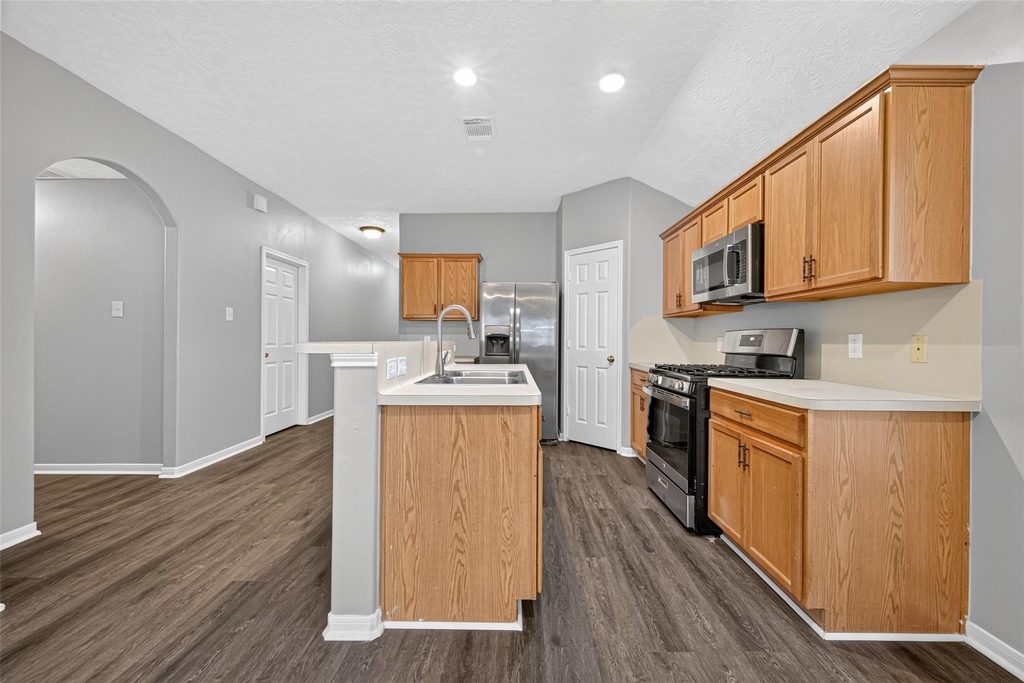 8010 Indian Desert Drive - Photo 10