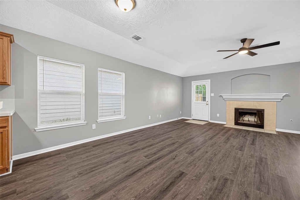 8010 Indian Desert Drive - Photo 11
