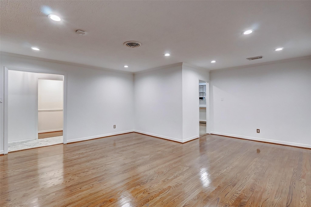 1202 Shadeland Drive - Photo 10