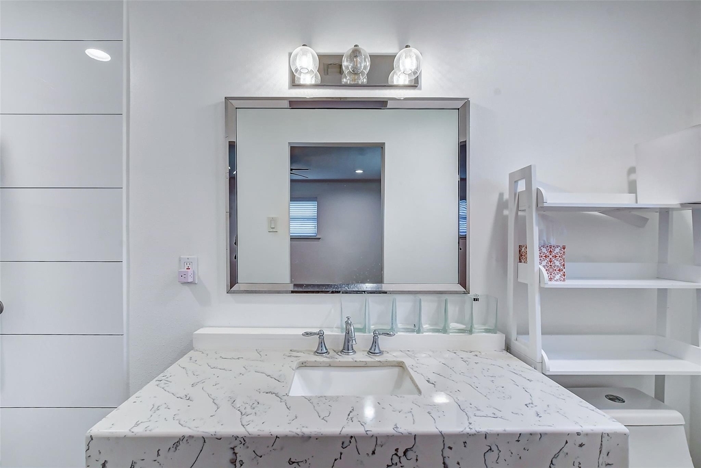 1202 Shadeland Drive - Photo 15