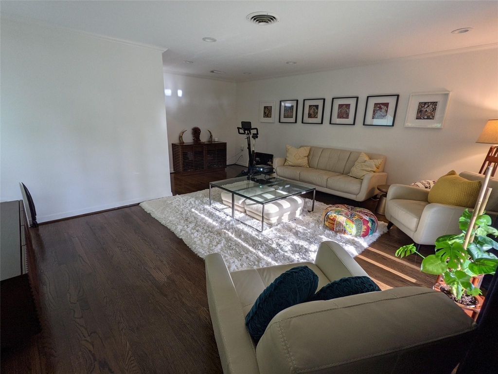 1202 Shadeland Drive - Photo 9