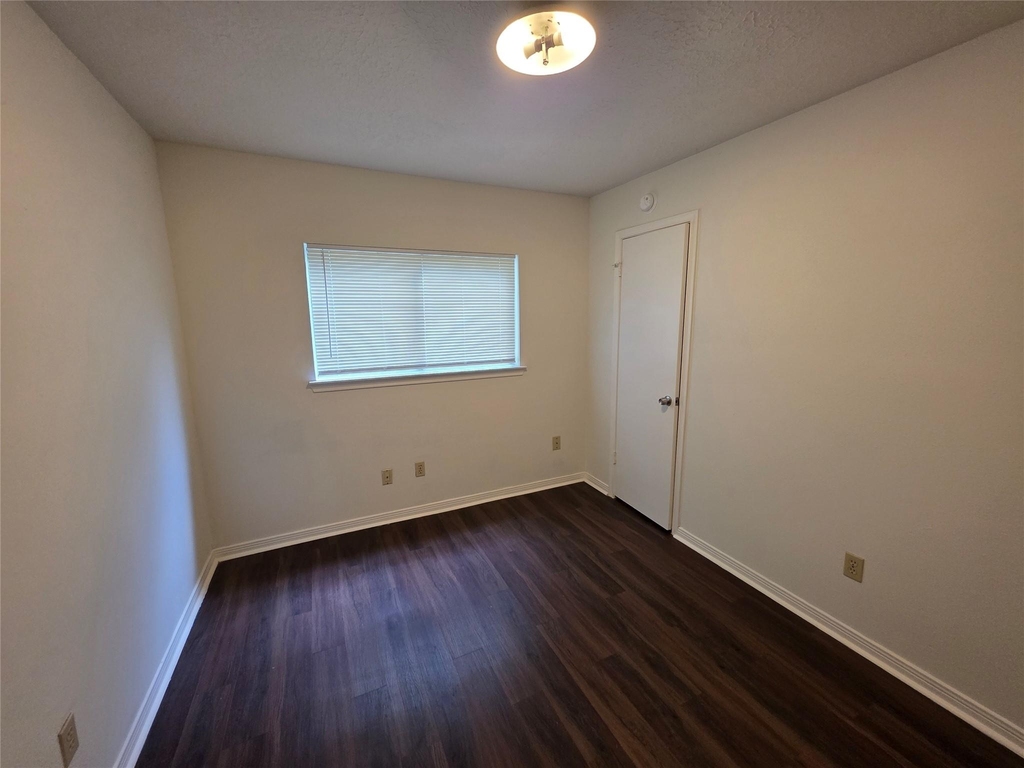 11726 Plumbrook Drive - Photo 8