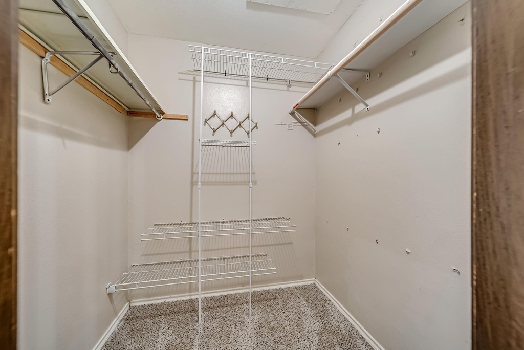 2501 Gulf Freeway - Photo 8