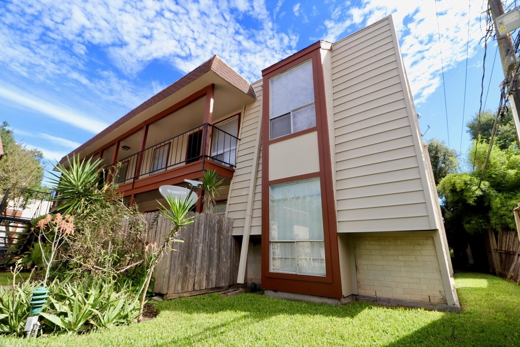 5929 Queensloch Drive - Photo 18