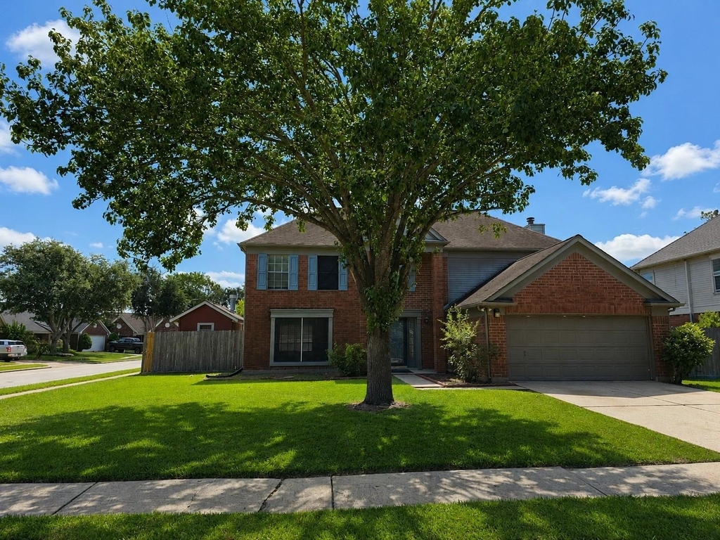 3901 Spring Garden Drive - Photo 0