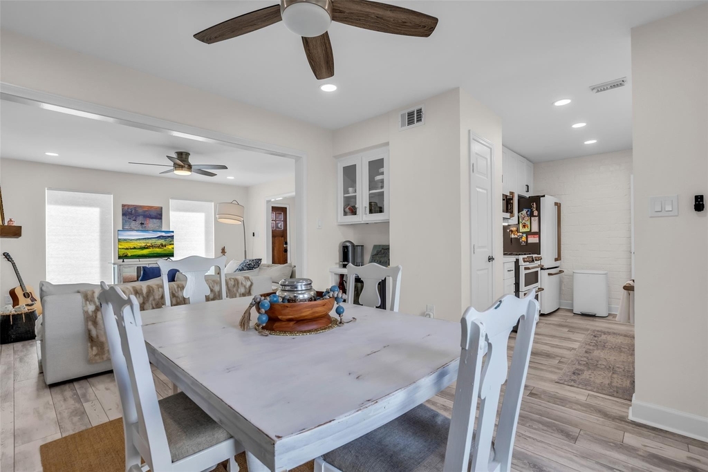 1223 Saxony Lane - Photo 12