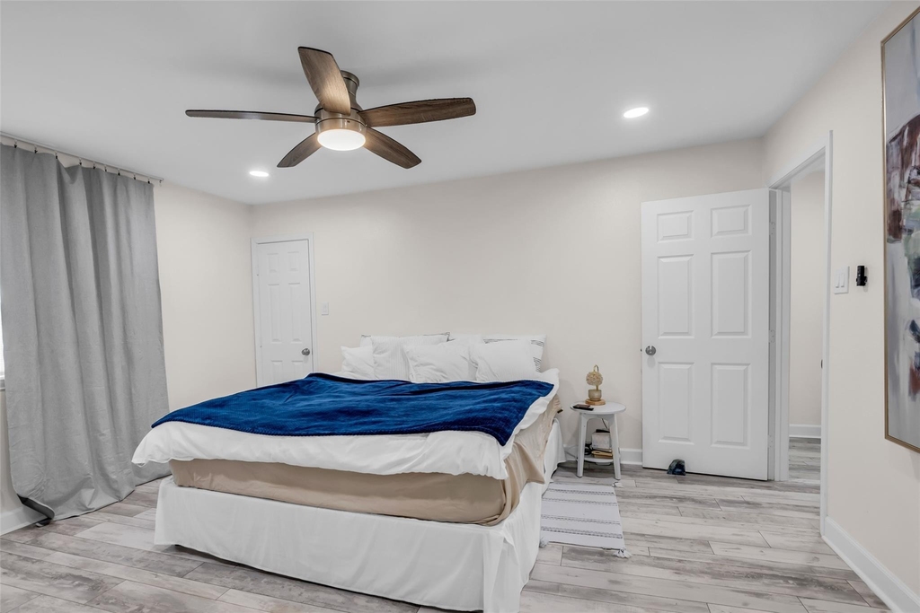 1223 Saxony Lane - Photo 17