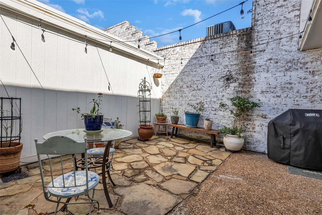 1223 Saxony Lane - Photo 22