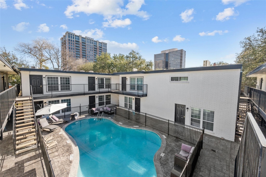 1116 Banks Street - Photo 22