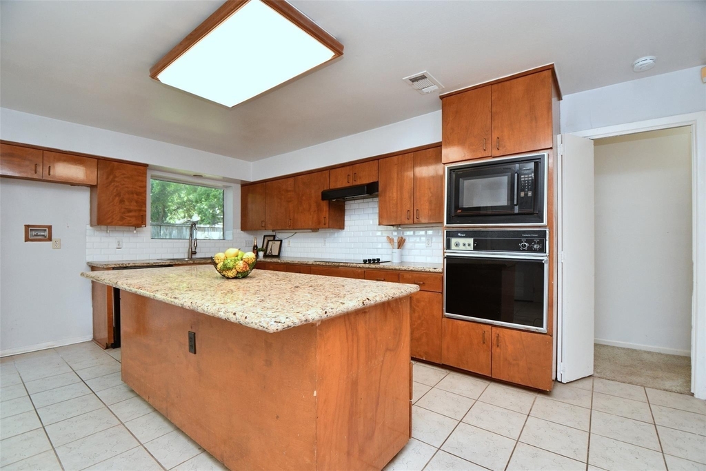 7718 Moondance Lane - Photo 8