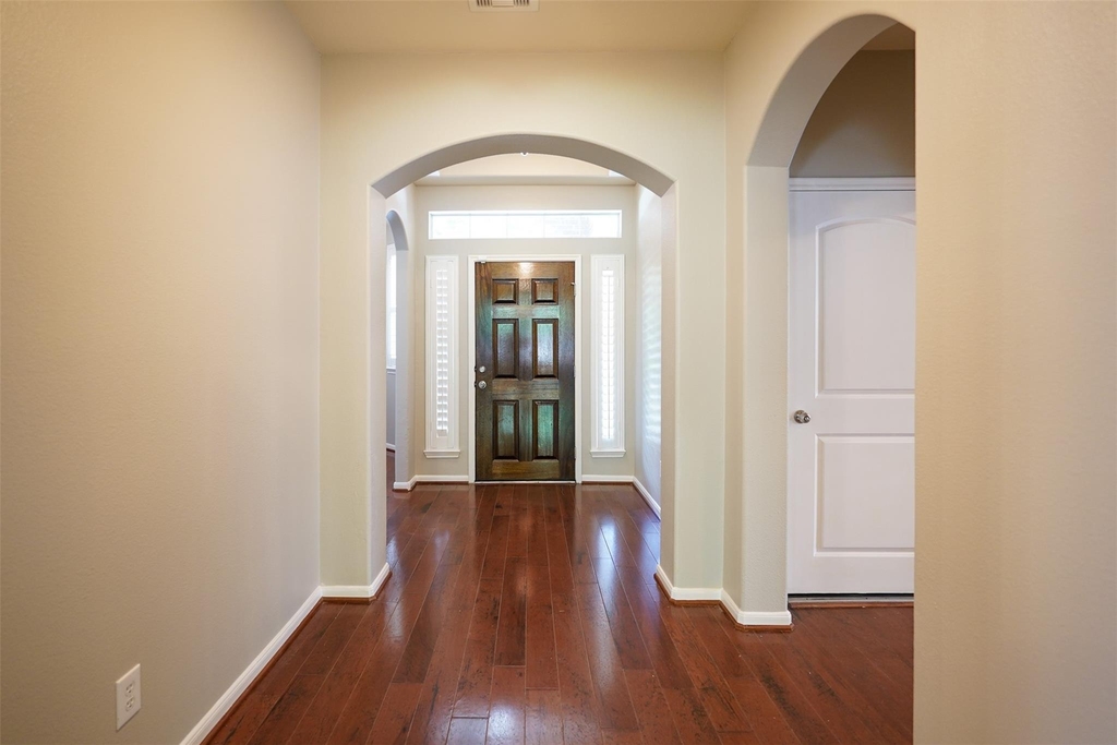 28038 Emma Gardens Lane - Photo 4