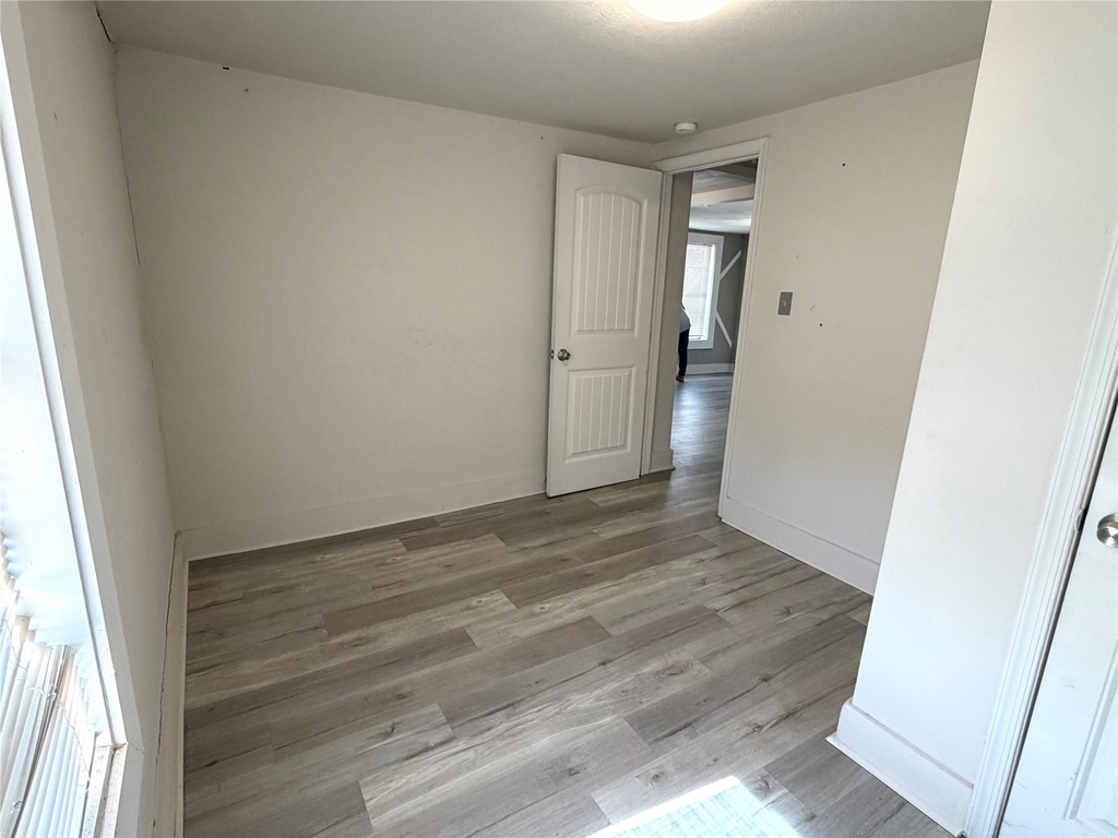 1126 1/2 Ryon Street - Photo 6