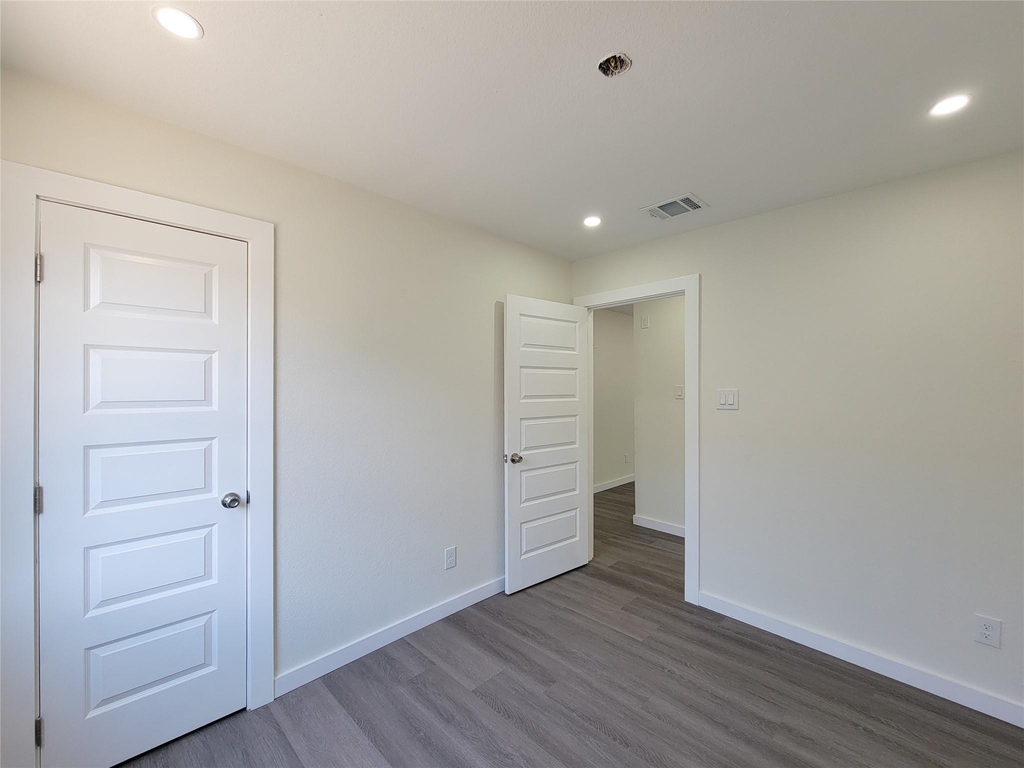 5217 Hershe - Photo 21