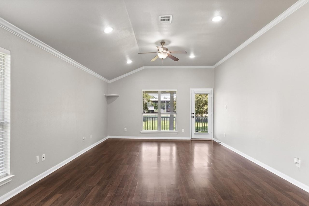 3131 County Road 81 - Photo 2