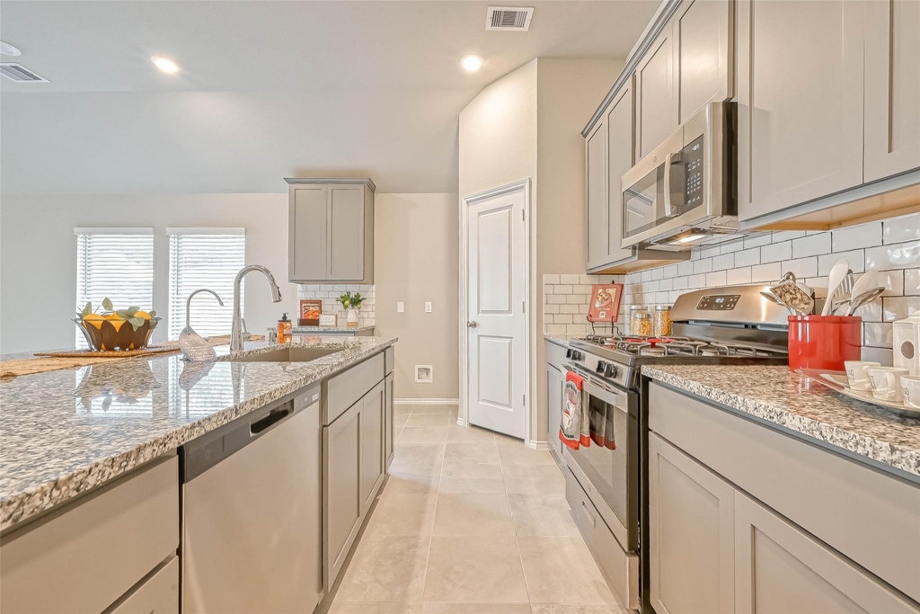 2639 Prairie Star Lane - Photo 11