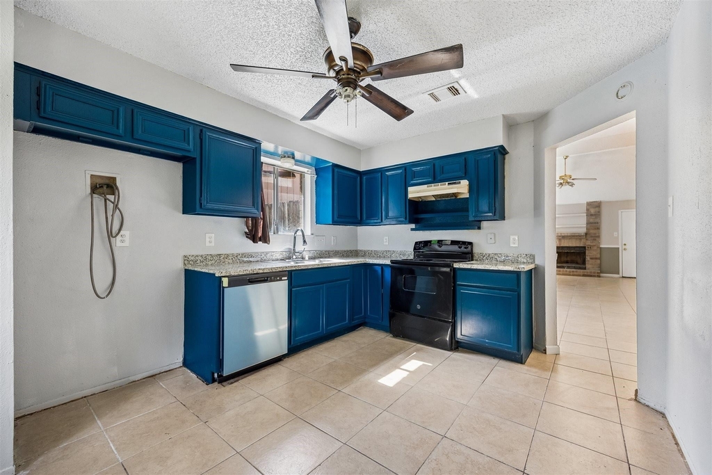22610 Archibald Blair Lane - Photo 3