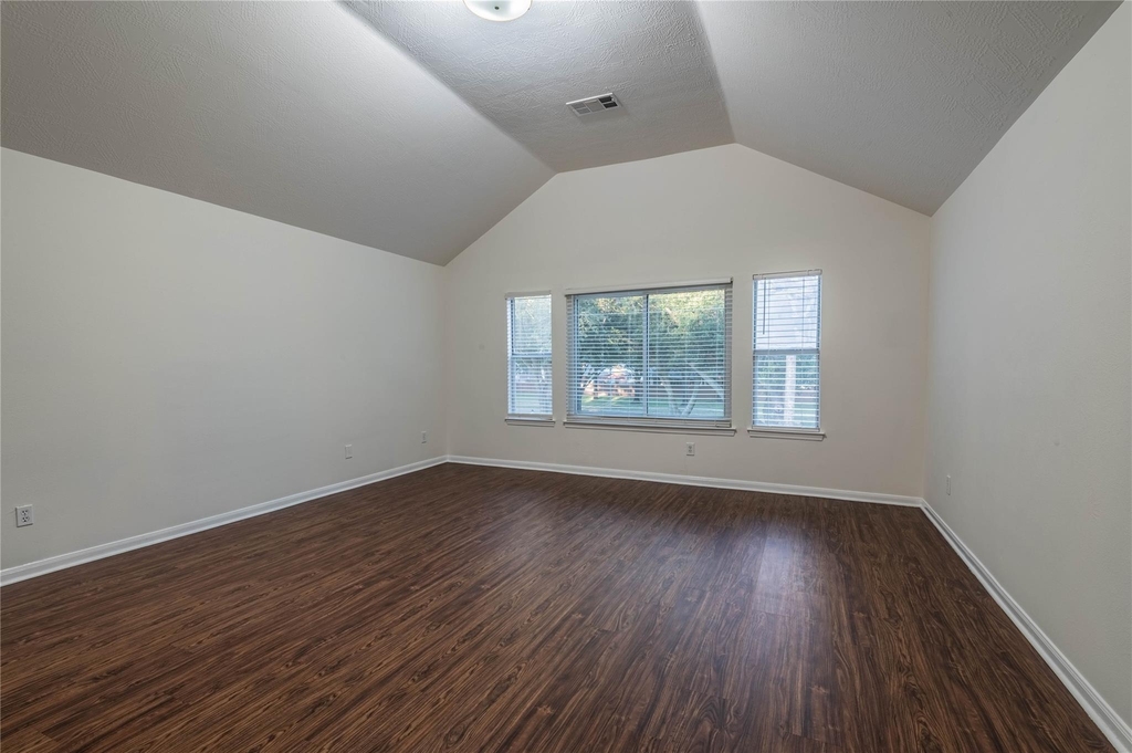 6303 Faulkner Ridge Drive - Photo 5