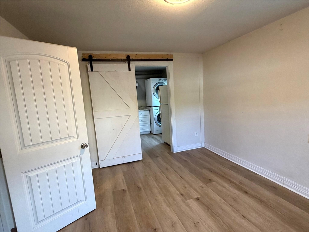 1126 1/2 Ryon Street - Photo 2