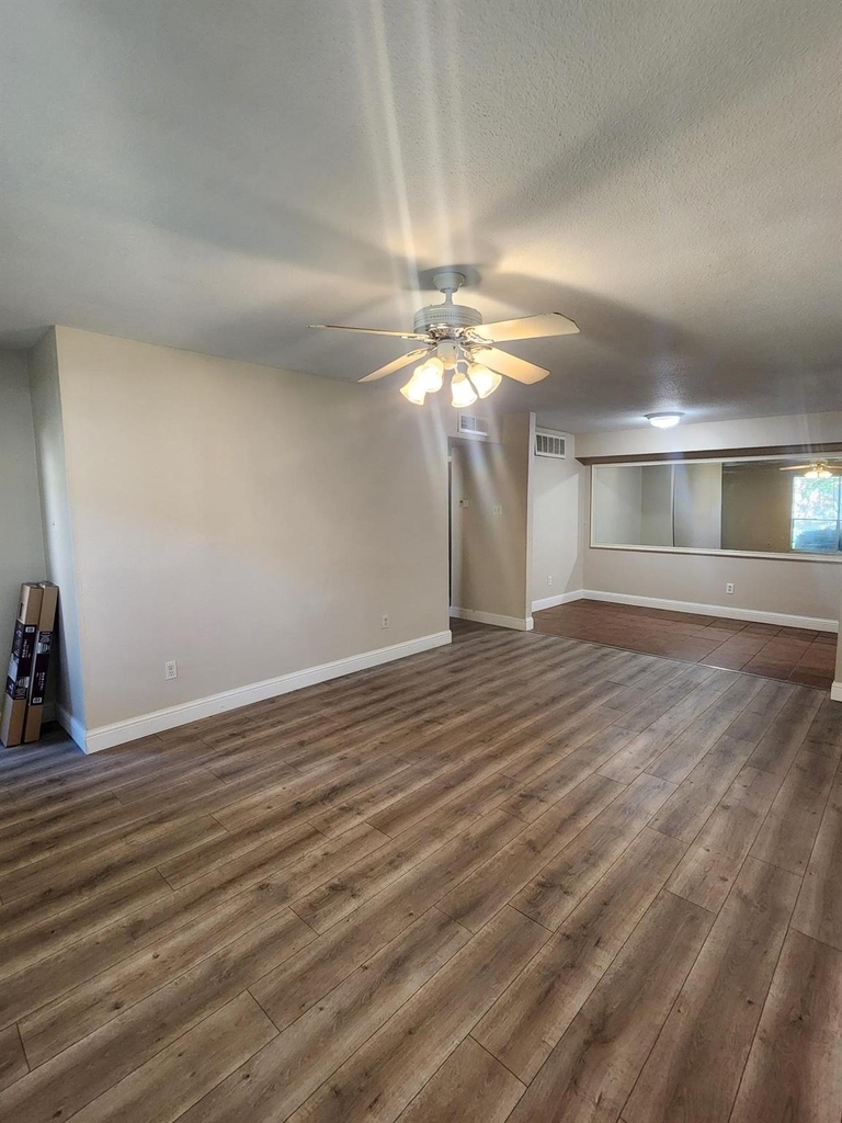 5665 Birchmont Drive - Photo 12
