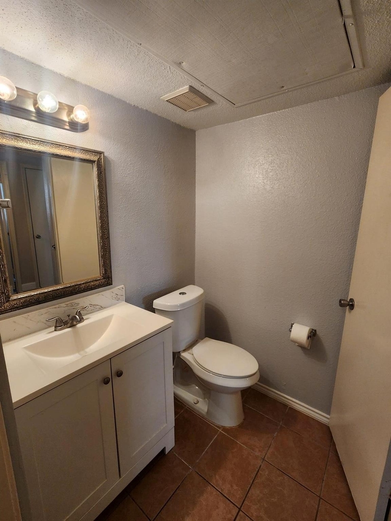 5665 Birchmont Drive - Photo 15