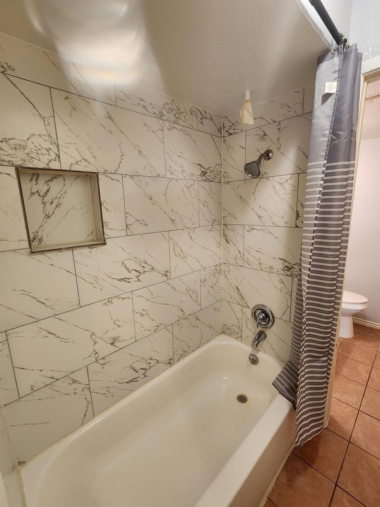 5665 Birchmont Drive - Photo 16