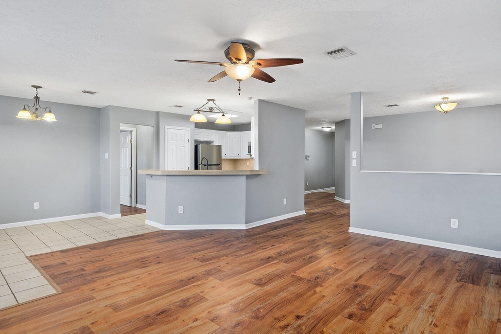 139 Horn Court - Photo 3