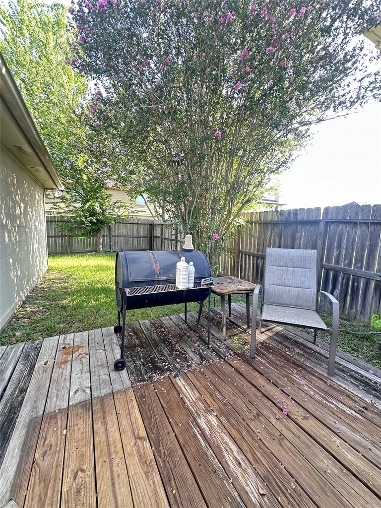 1814 Grove Court Drive - Photo 17