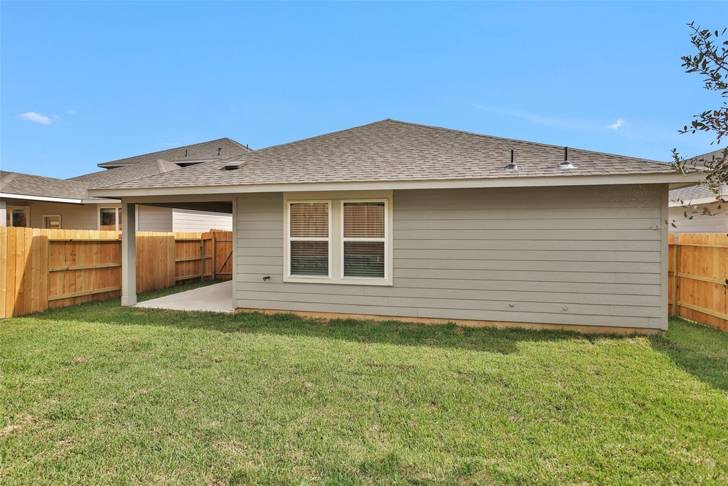 18095 Martin Pines Dr - Photo 29