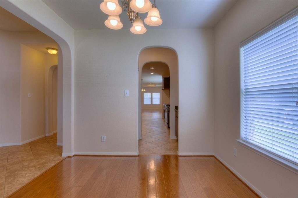 4711 Bellows View Drive - Photo 4