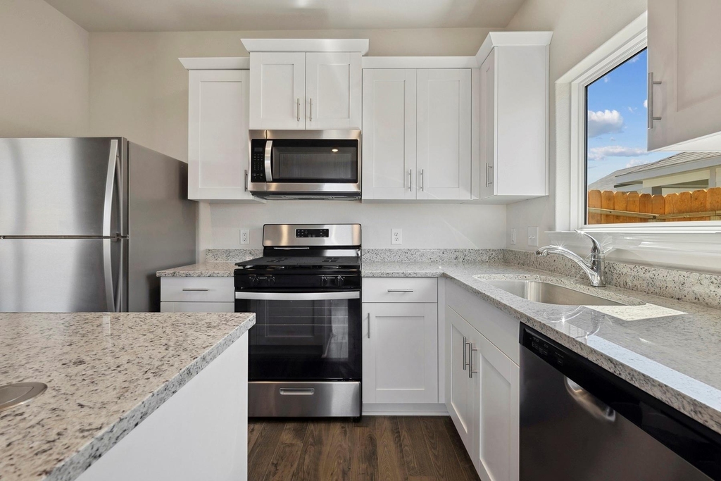25511 Blooming Hazel Drive - Photo 6