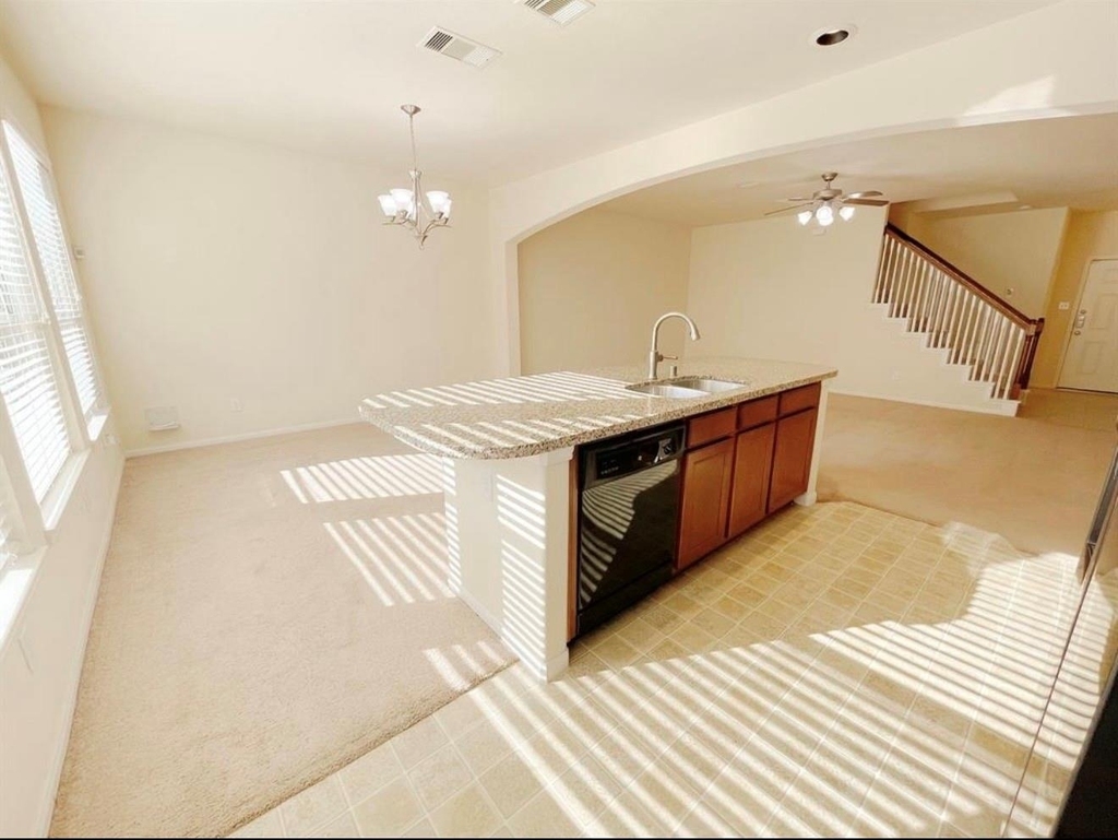 8318 Greys Lane - Photo 4